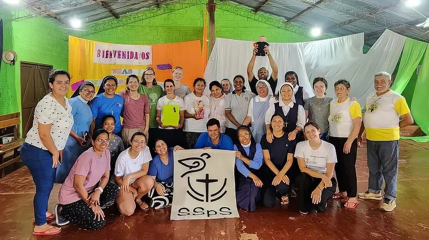 Uczestnicy spotkania ewangelizacyjnego